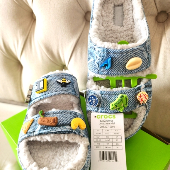 Sza×Crocs - Picture 2 of 4